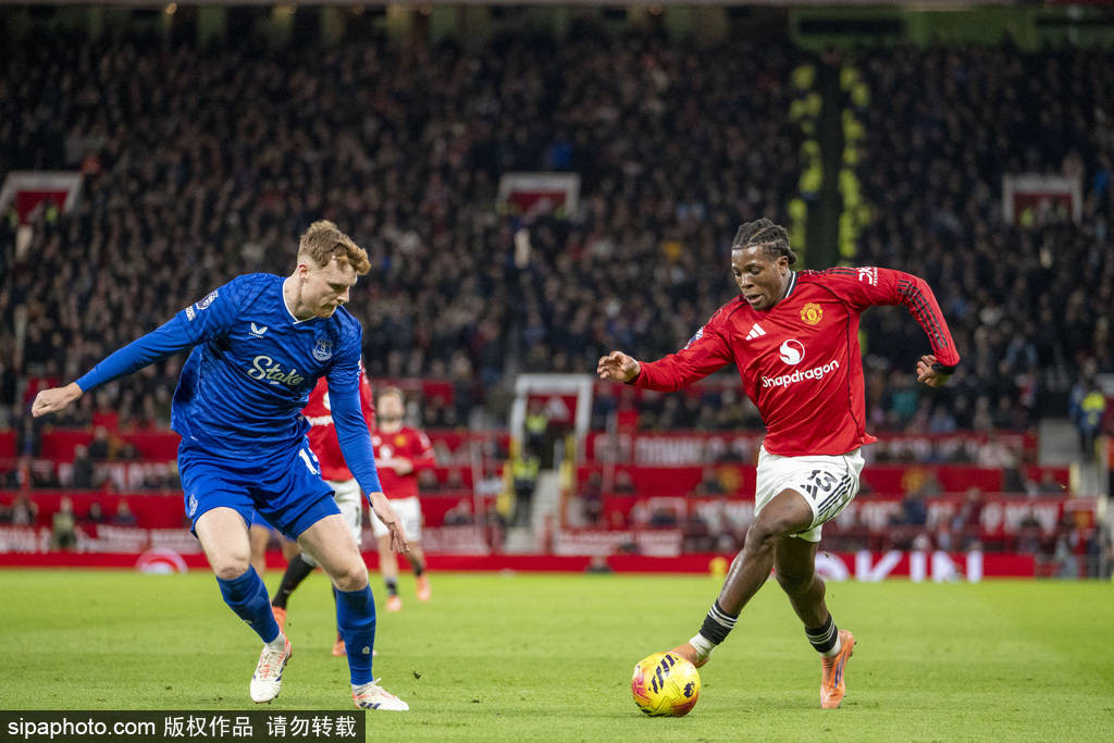 勇士队格林谈黄蜂队新秀康·克努佩尔