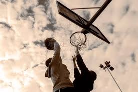 勇士伤病报告：库里、巴特勒、追梦等六人都将缺席今天的比赛